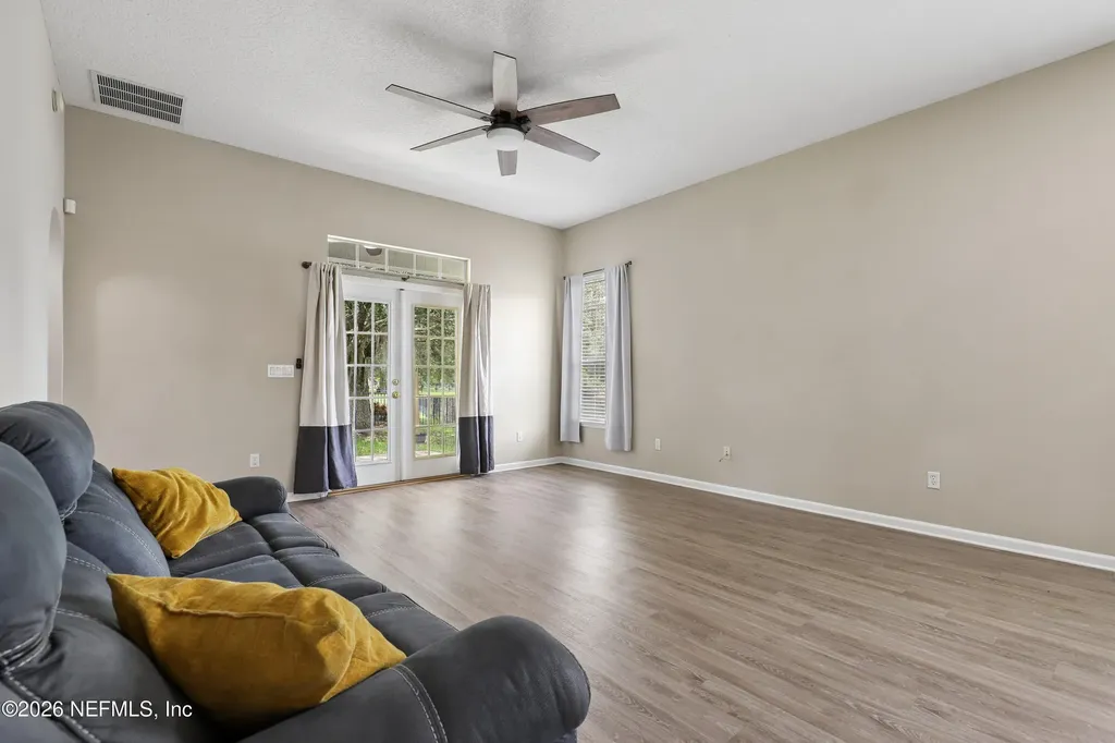 11242 Panther Creek Parkway Jacksonville FL 32221