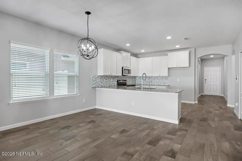 1211 Kendall Drive Jacksonville FL 32211