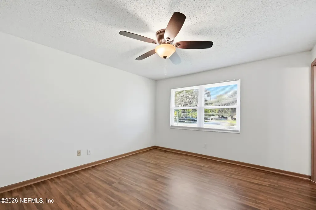 1089 Grove Cove Jacksonville FL 32221