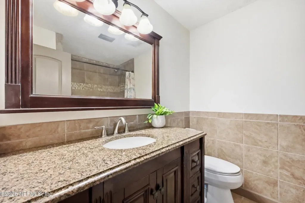 1089 Grove Cove Jacksonville FL 32221