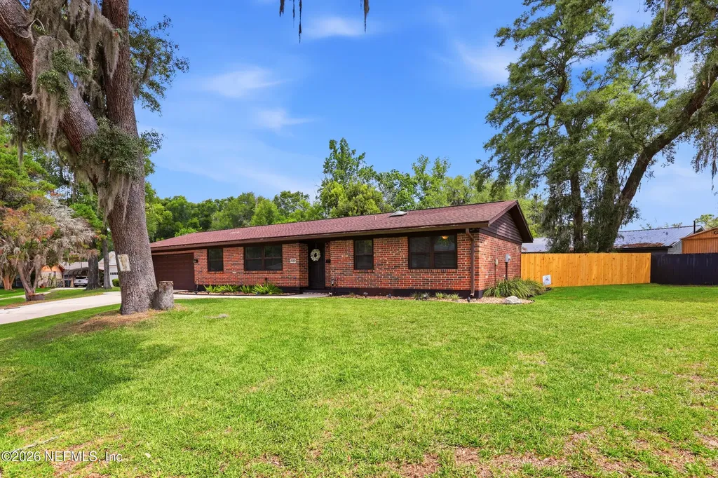 1089 Grove Cove Jacksonville FL 32221