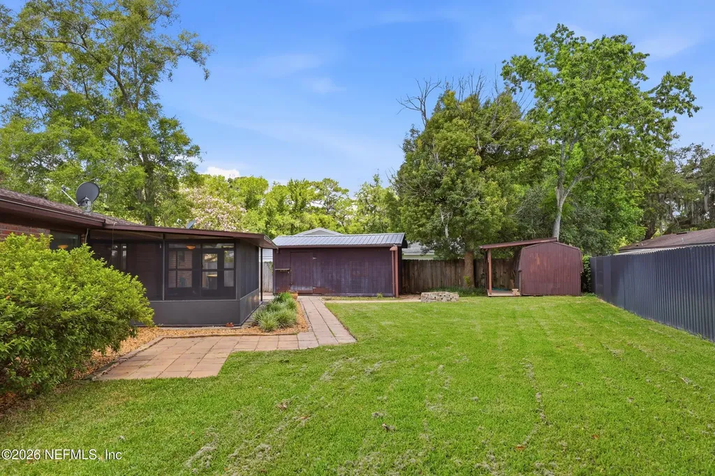 1089 Grove Cove Jacksonville FL 32221