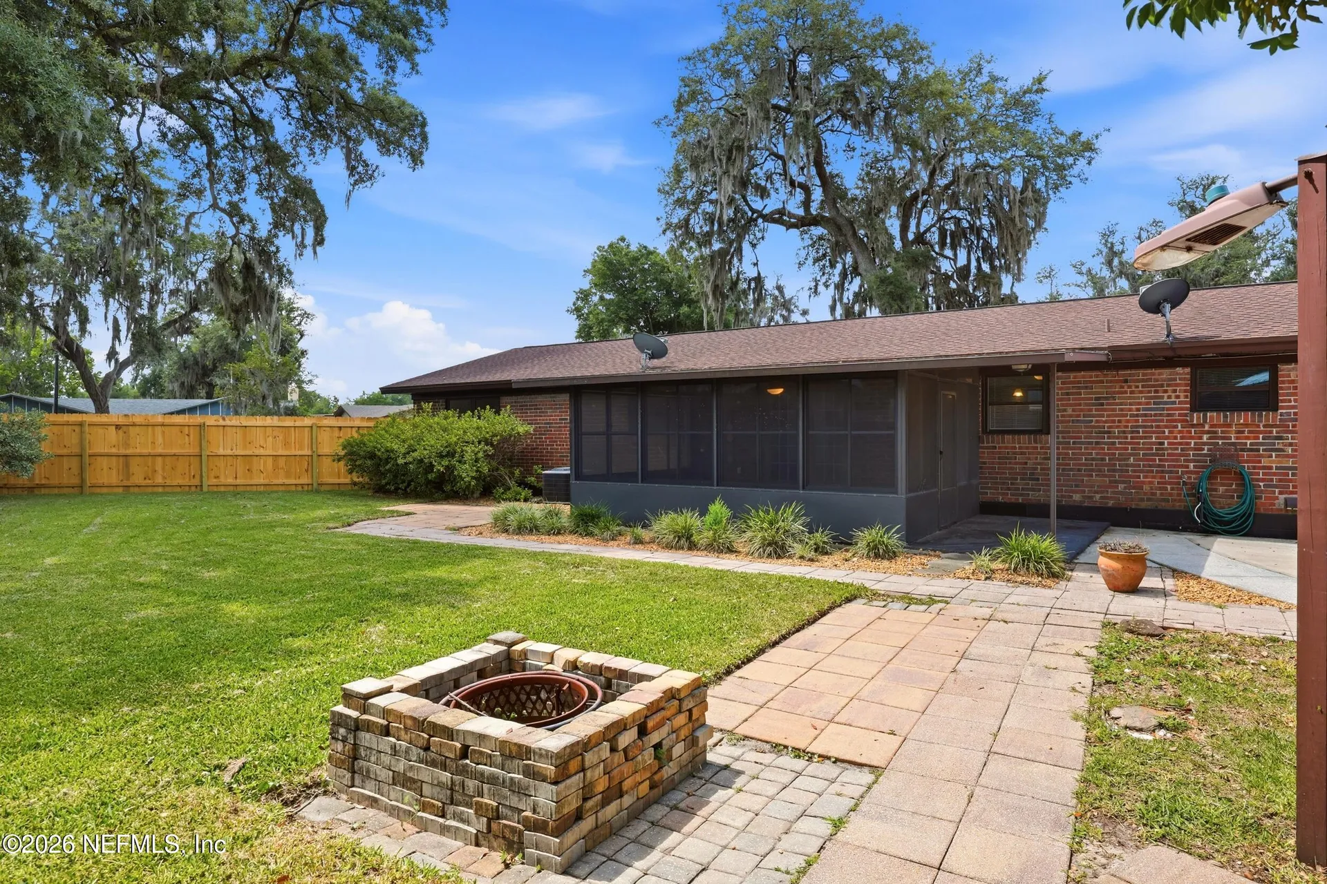 1089 Grove Cove Jacksonville FL 32221