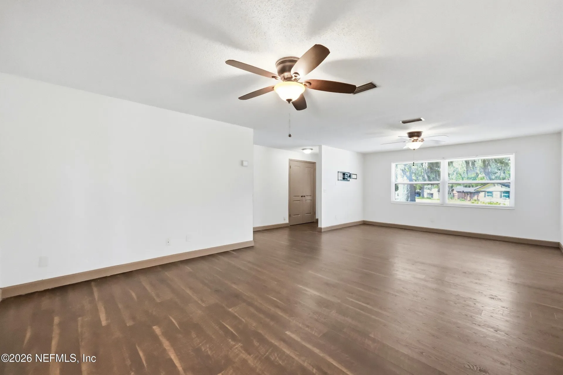 1089 Grove Cove Jacksonville FL 32221