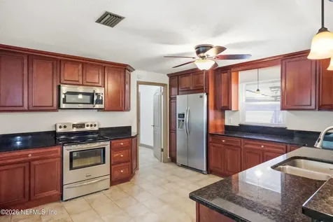 1089 Grove Cove Jacksonville FL 32221
