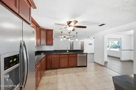 1089 Grove Cove Jacksonville FL 32221