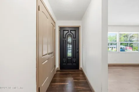 1089 Grove Cove Jacksonville FL 32221