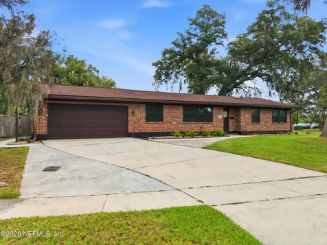 1089 Grove Cove Jacksonville FL 32221