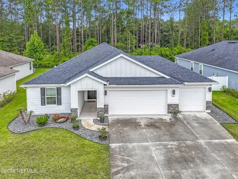 826 Flach Drive Jacksonville FL 32259