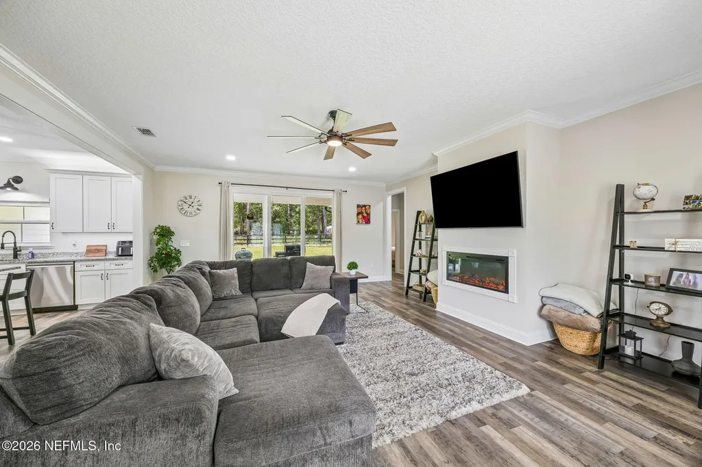 6141 Charlie Rowe Drive Macclenny FL 32063