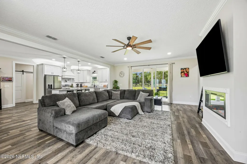 6141 Charlie Rowe Drive Macclenny FL 32063