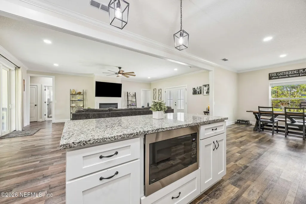6141 Charlie Rowe Drive Macclenny FL 32063