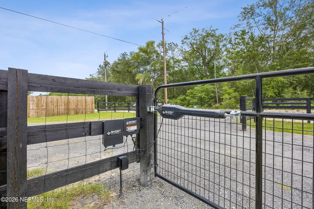 6141 Charlie Rowe Drive Macclenny FL 32063