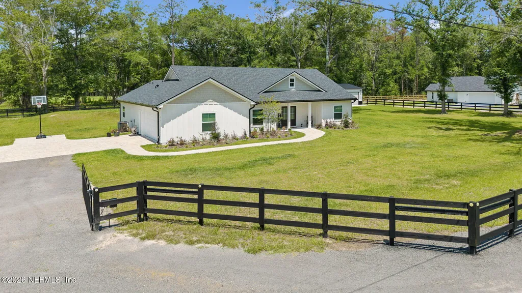 6141 Charlie Rowe Drive Macclenny FL 32063