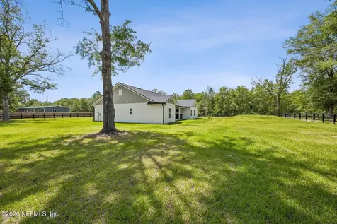 6141 Charlie Rowe Drive Macclenny FL 32063