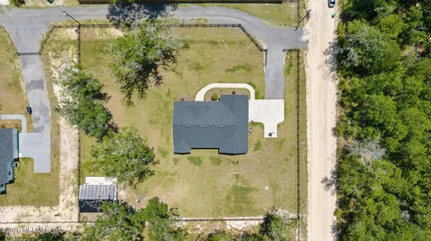 6141 Charlie Rowe Drive Macclenny FL 32063