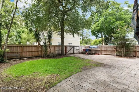 1902 N Market Street Jacksonville FL 32206