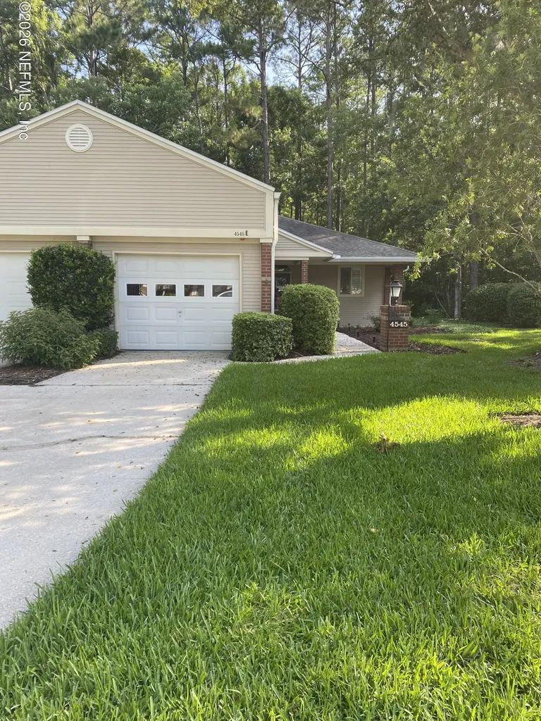 4545 Middleton Park Circle E Jacksonville FL 32224