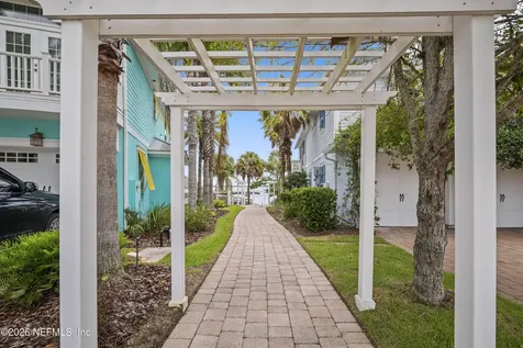 101 Yacht Club Point Green Cove Springs FL 32043