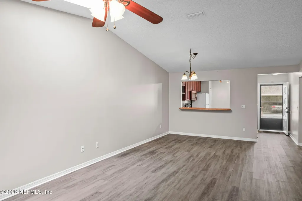 7620 Baymeadows Jacksonville FL 32256