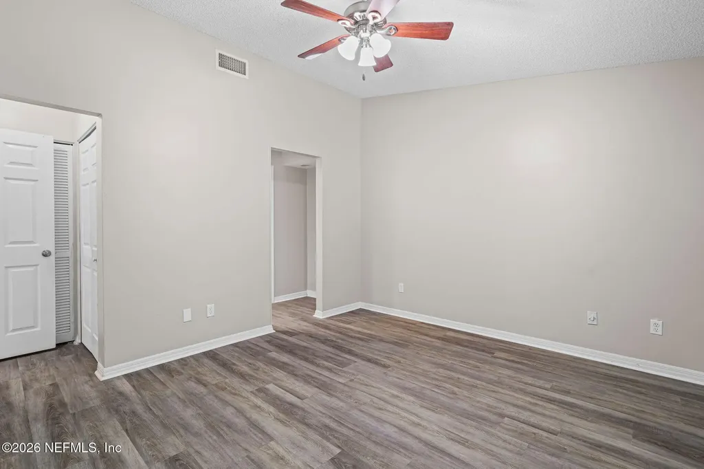 7620 Baymeadows Jacksonville FL 32256