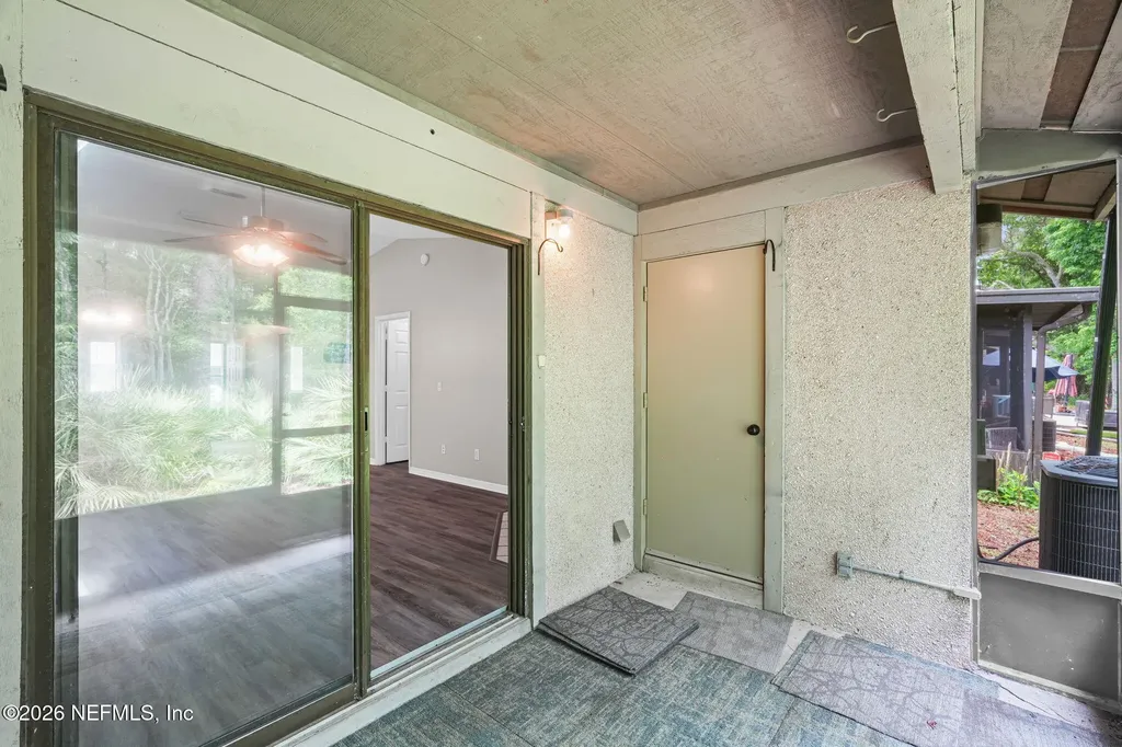 7620 Baymeadows Jacksonville FL 32256