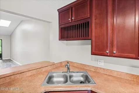 7620 Baymeadows Jacksonville FL 32256