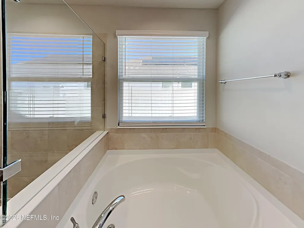 15662 Chir Pine Drive Jacksonville FL 32218