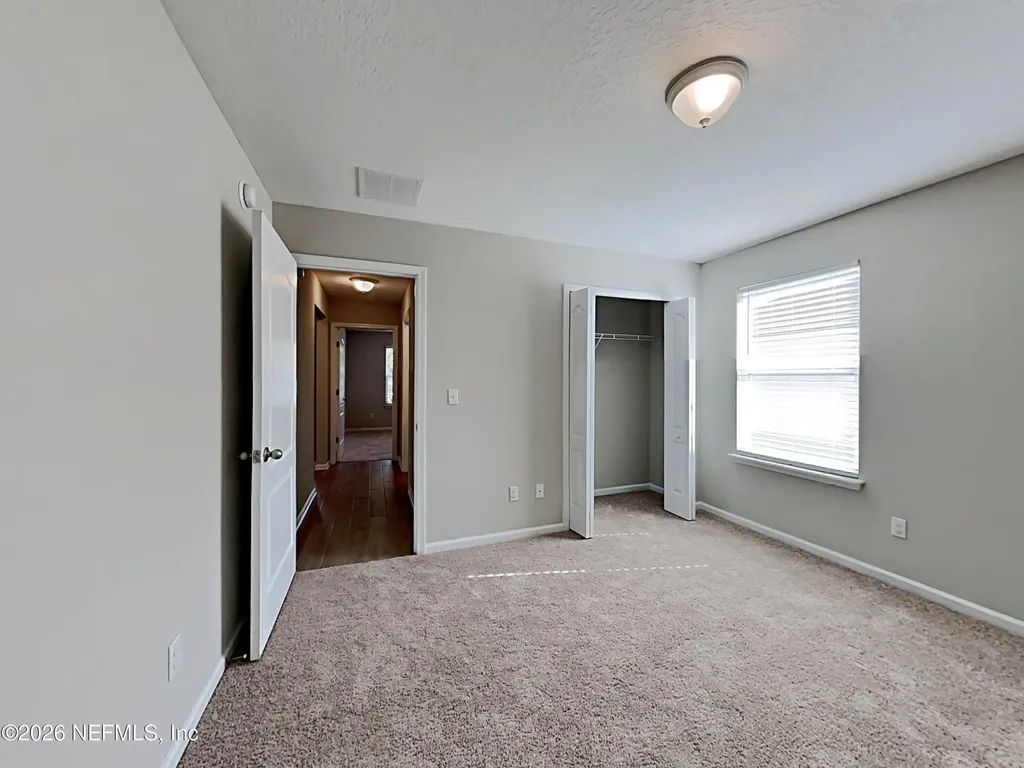 15662 Chir Pine Drive Jacksonville FL 32218