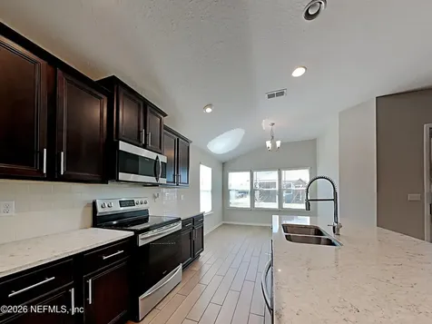 15662 Chir Pine Drive Jacksonville FL 32218