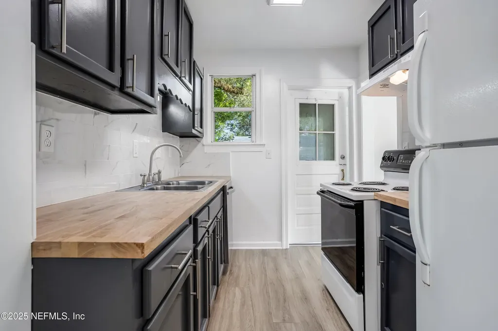 3339 Sylvia Street Jacksonville FL 32207