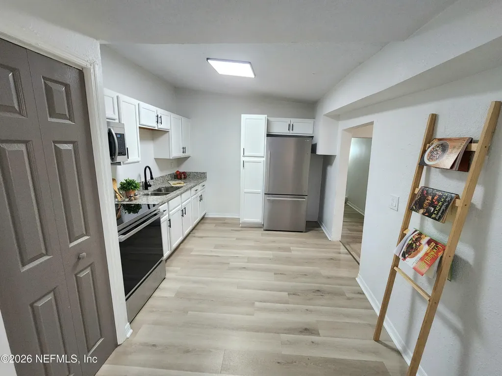 7924 Longspur Avenue Jacksonville FL 32219