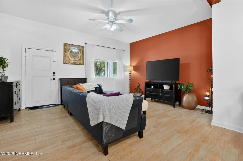 1136 Van Buren Street Jacksonville FL 32206