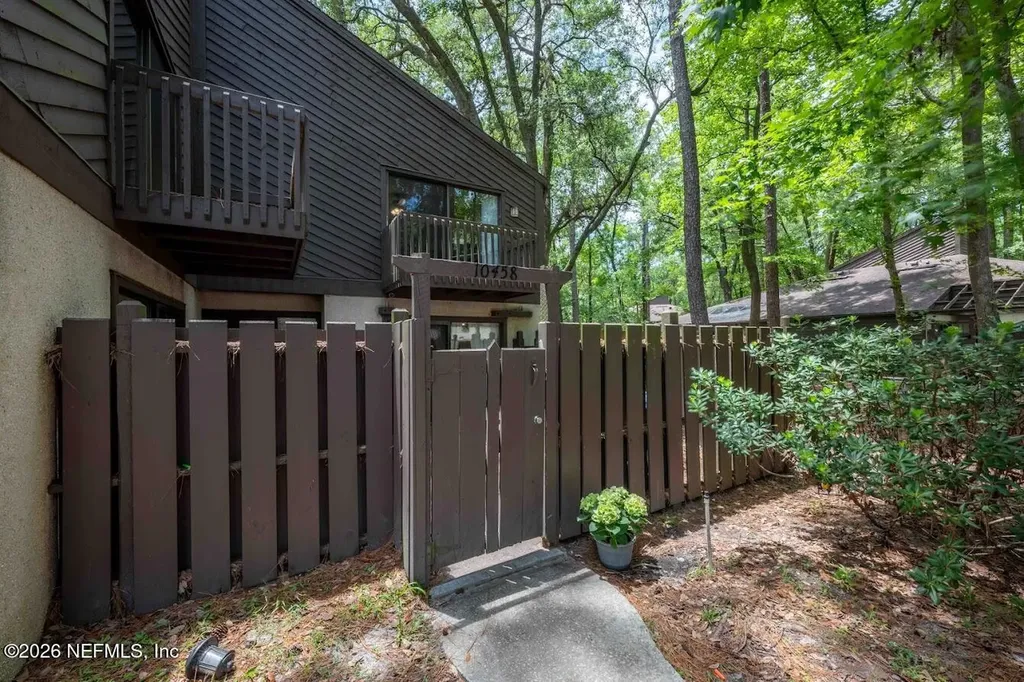 10458 Big Tree Circle E Jacksonville FL 32257