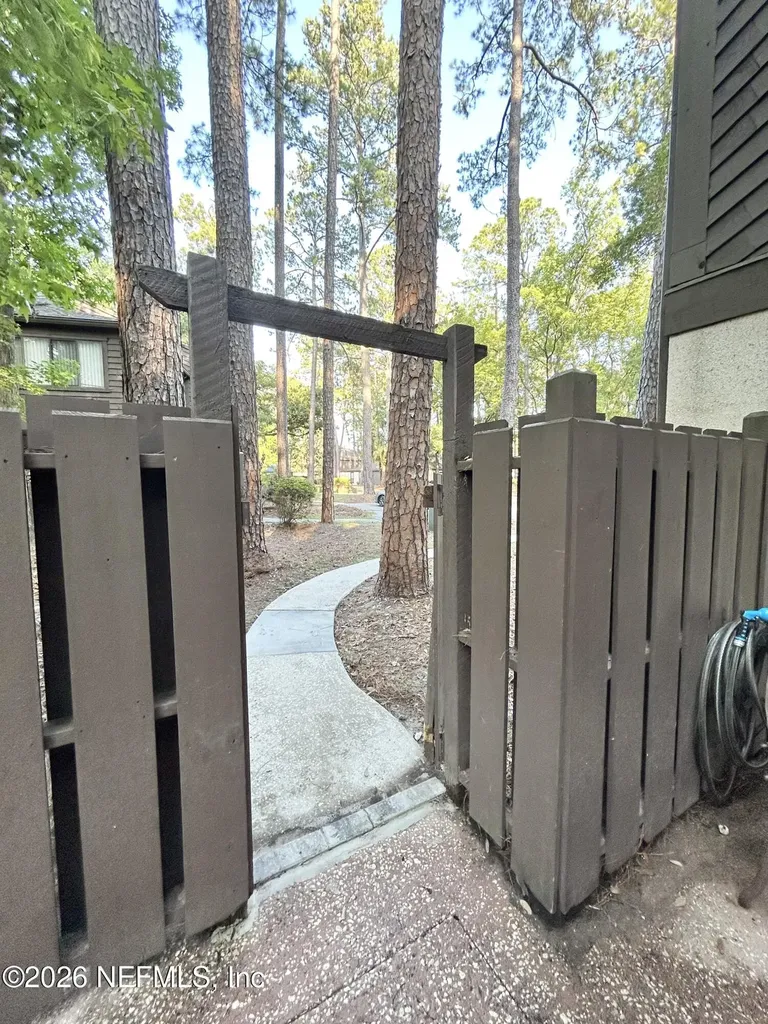 10458 Big Tree Circle E Jacksonville FL 32257
