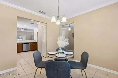 2848 Alaskan Way Jacksonville FL 32226