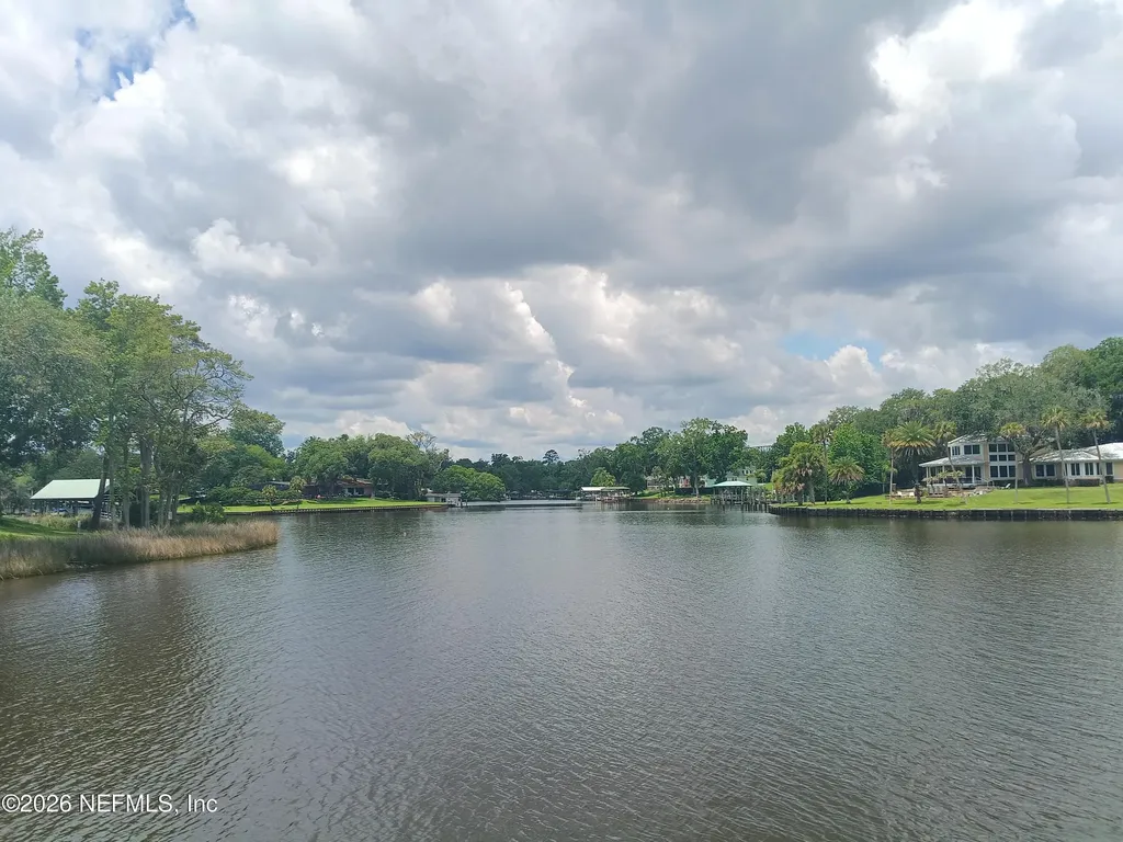 5201 Atlantic Boulevard Jacksonville FL 32207