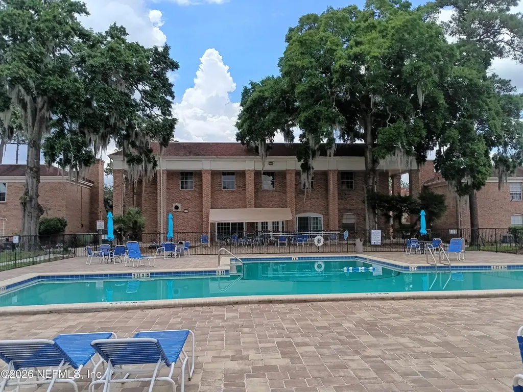 5201 Atlantic Boulevard Jacksonville FL 32207