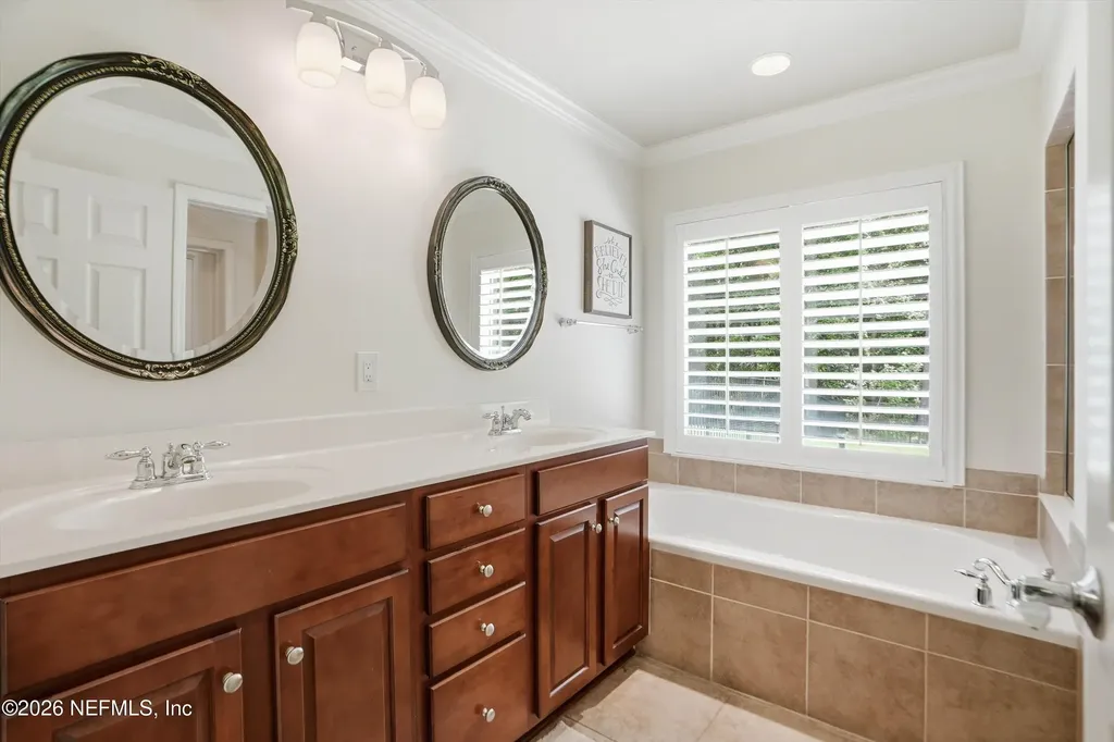 9241 Rosewater Lane Jacksonville FL 32256