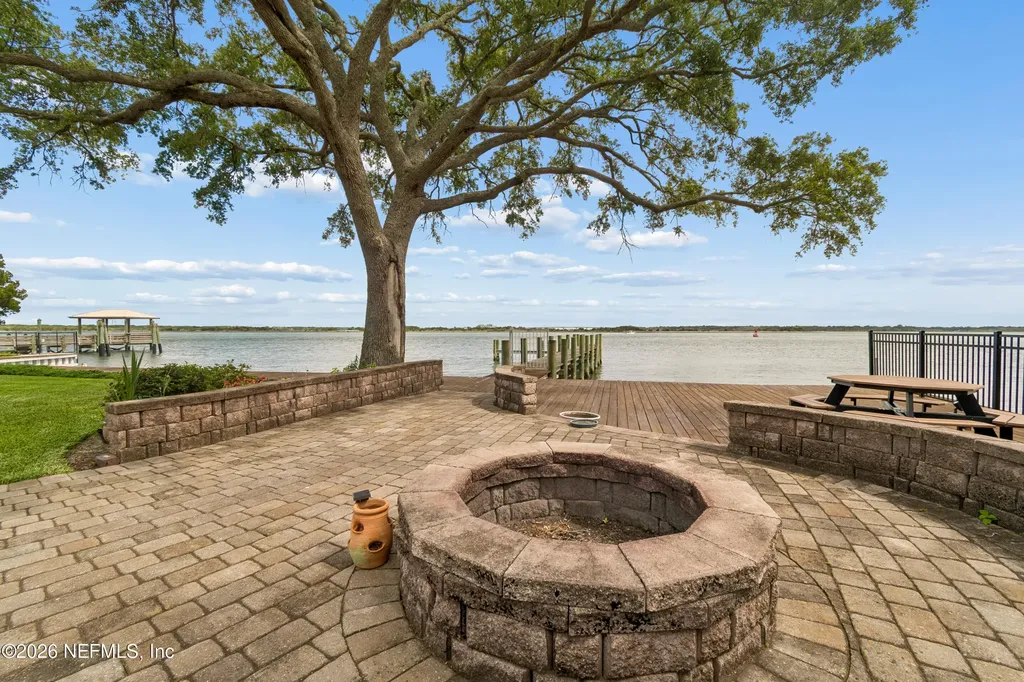 9006 Heckscher Drive Jacksonville FL 32226