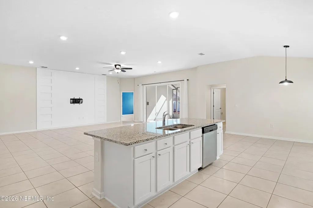 64 Pennypacker Lane Palm Coast FL 32164