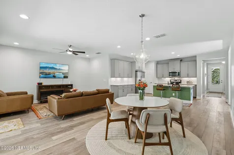 32 Keeneland Road St. Johns FL 32259