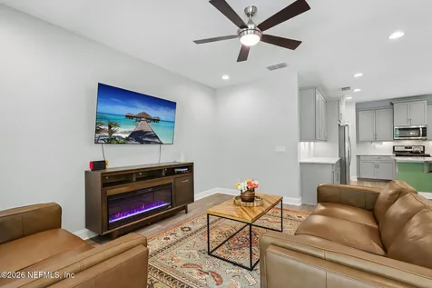32 Keeneland Road St. Johns FL 32259