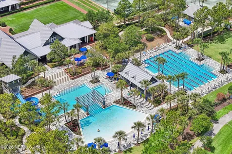 32 Keeneland Road St. Johns FL 32259