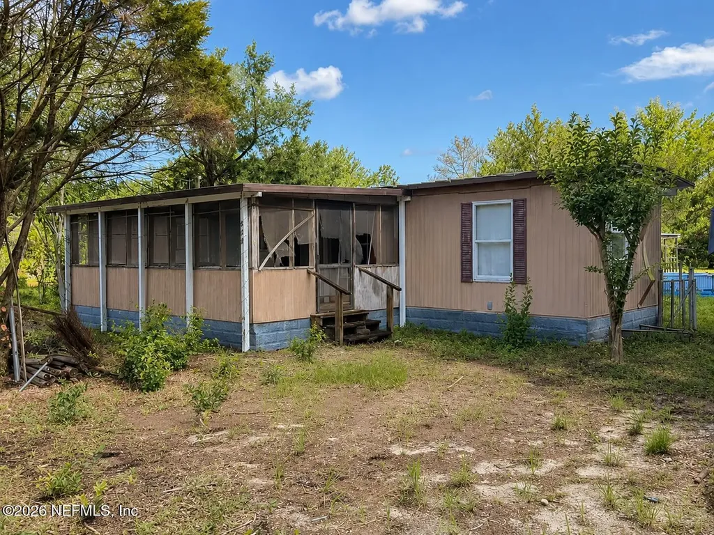 602 Junior Lake Drive Interlachen FL 32148