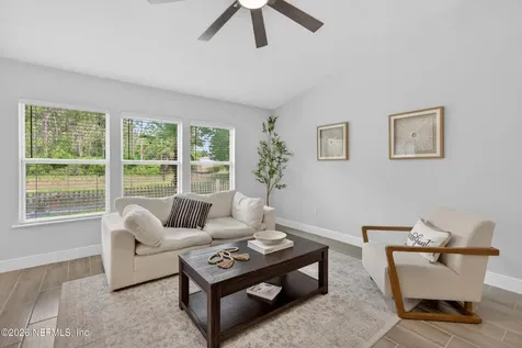 2438 Tyson Lake Drive Jacksonville FL 32221
