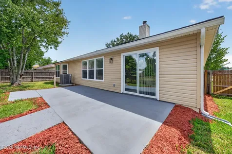 2438 Tyson Lake Drive Jacksonville FL 32221