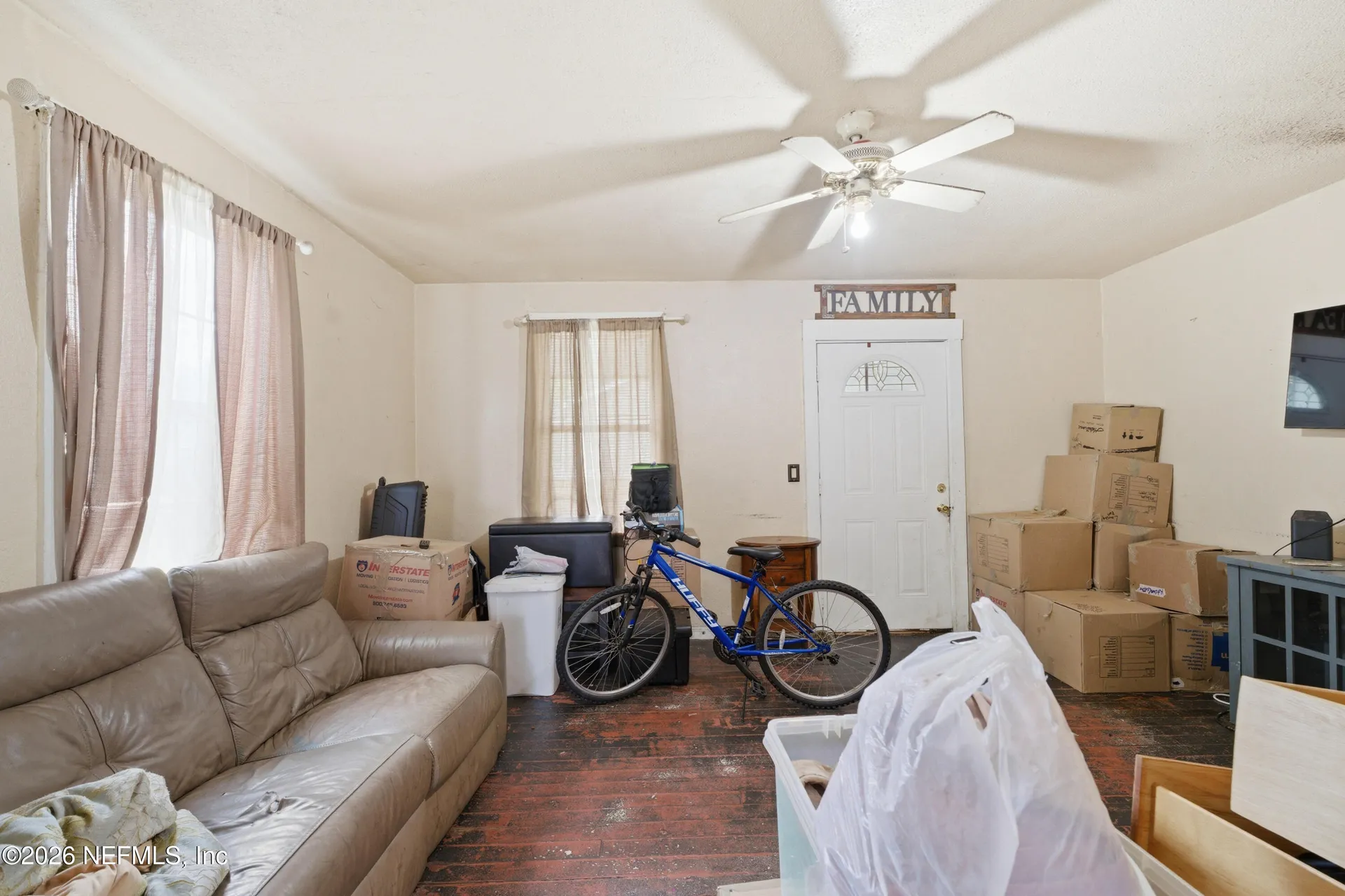 4815 Louisa Terrace Jacksonville FL 32205