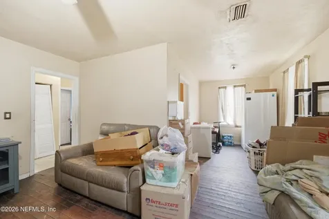 4815 Louisa Terrace Jacksonville FL 32205