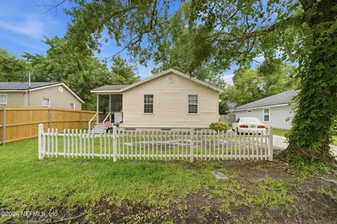 4815 Louisa Terrace Jacksonville FL 32205